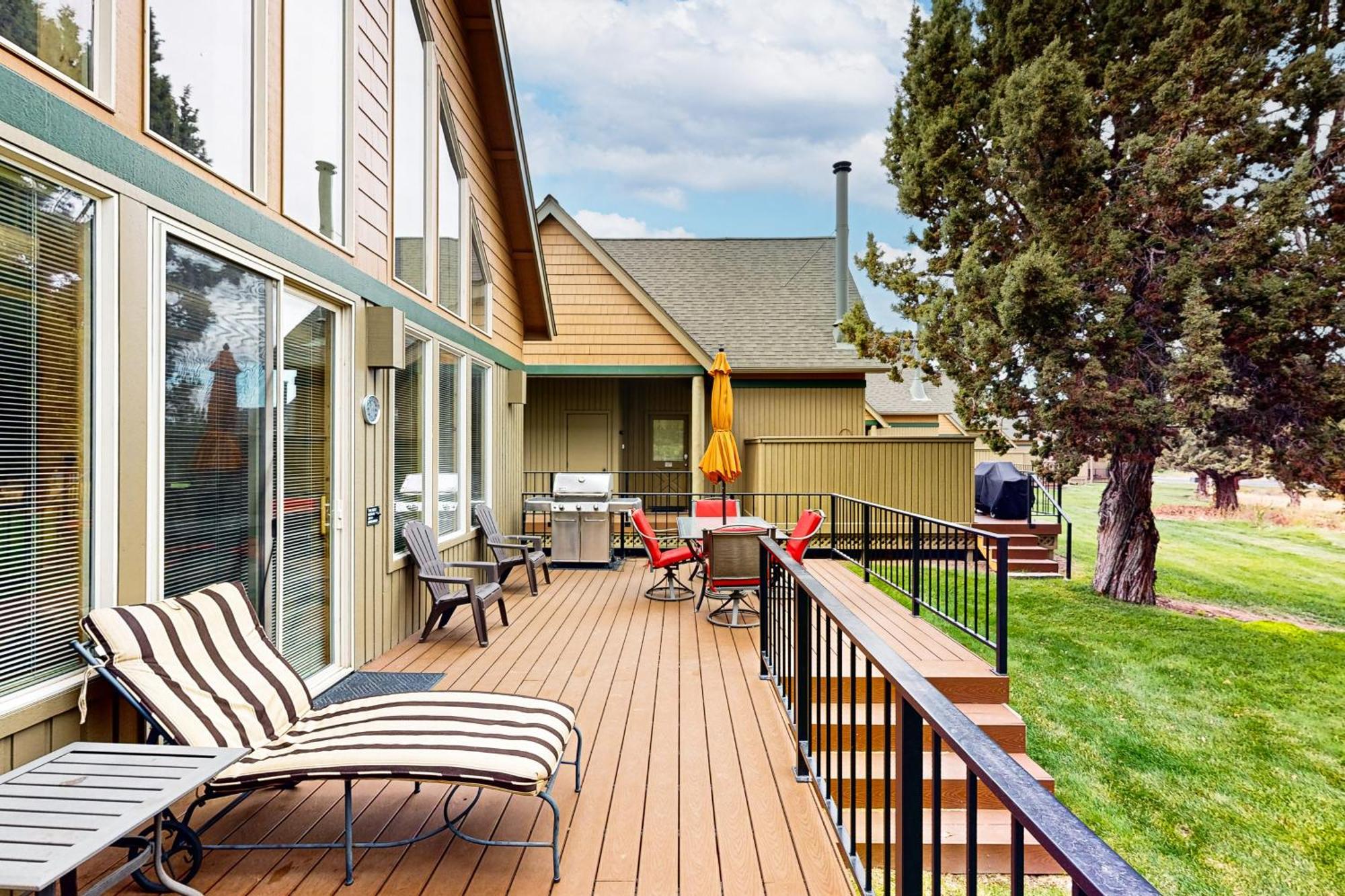 Eagle Crest Elegance Villa Redmond Exterior photo